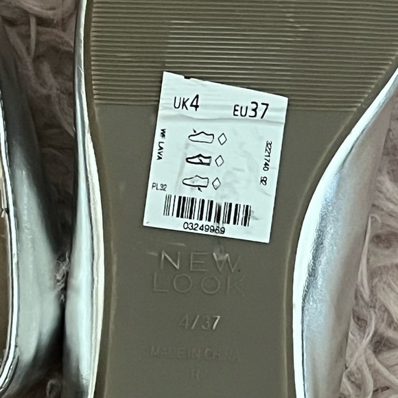 silver pointed toe ballerina flat shoes - Picture 7 of 7